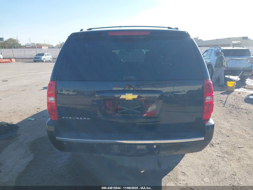 2014 CHEVROLET SUBURBAN 1500 LTZ - 1GNSKKE71ER106715