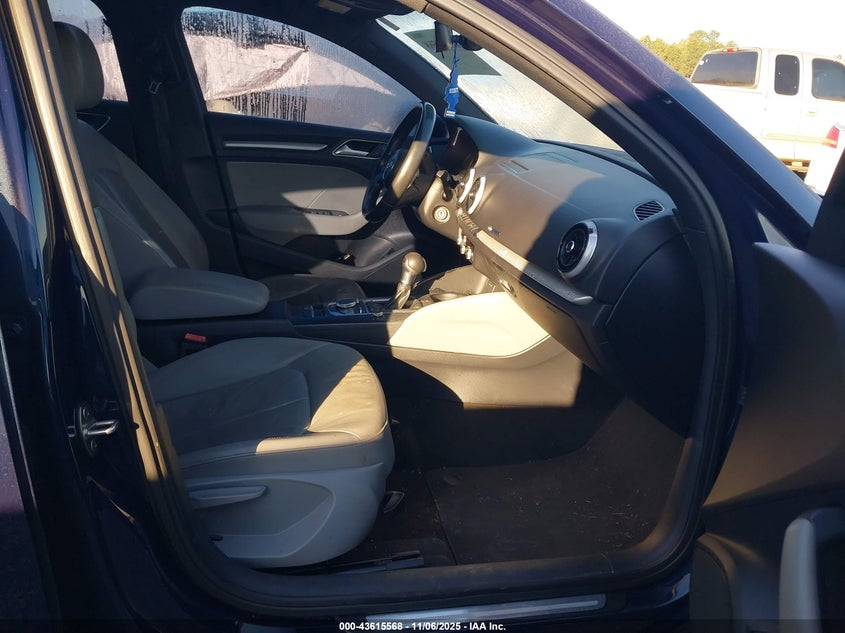 2018 Audi A3 2.0T Premium/2.0T Tech Premium VIN: WAUAUGFF8J1030059 Lot: 43615568