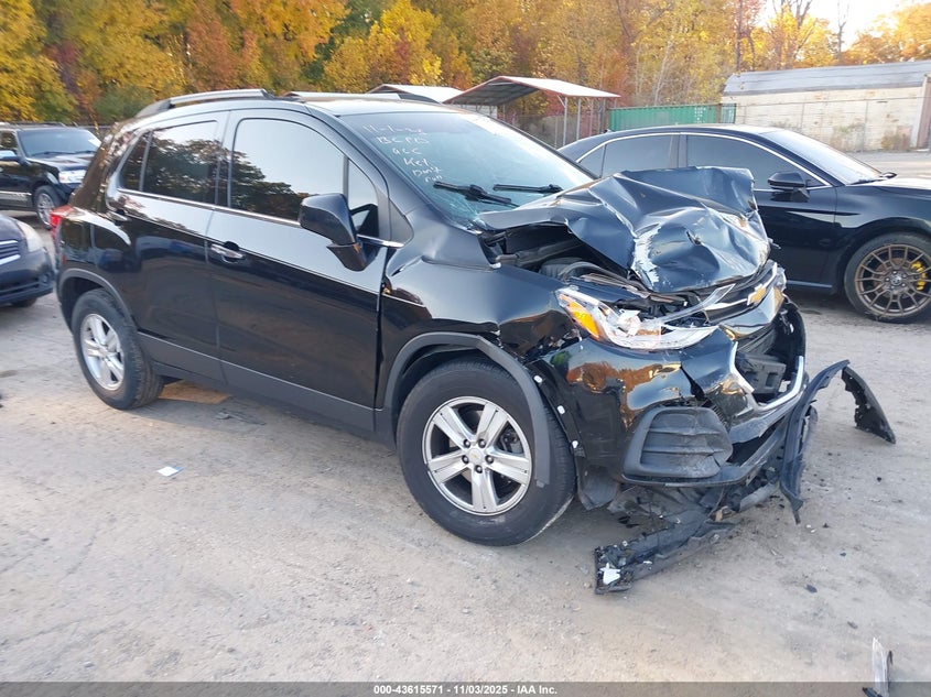 CHEVROLET TRAX FWD LT