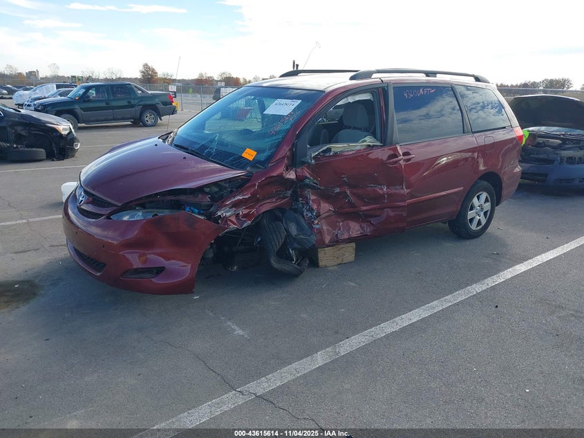 2009 Toyota Sienna Le 5TDZK23C99S270812 photo 1