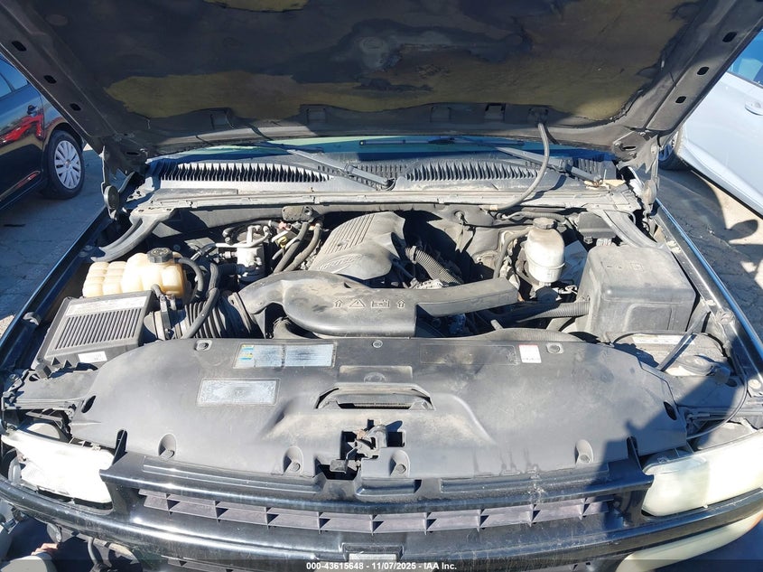 2004 Chevrolet Tahoe Z71 VIN: 1GNEK13T64R298221 Lot: 43615648