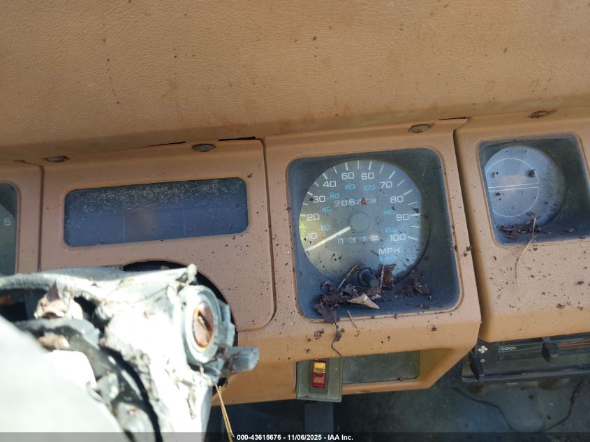 1994 Jeep Wrangler / Yj S VIN: 1J4FY19P3RP463970 Lot: 43615676