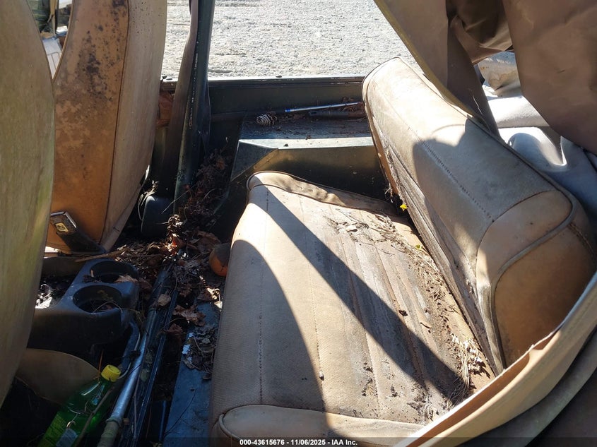 1994 Jeep Wrangler / Yj S VIN: 1J4FY19P3RP463970 Lot: 43615676