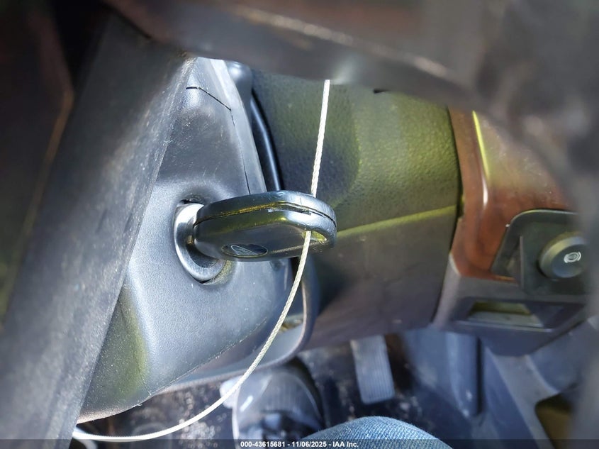 2016 Ford F-350 Lariat VIN: 1FT8W3BT3GEB81893 Lot: 43615681