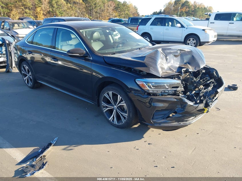 2022 VOLKSWAGEN PASSAT 2.0T SE - 1VWSA7A3XNC007631