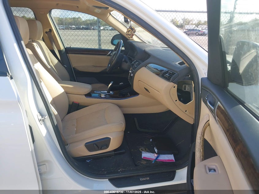 2017 BMW X3 Sdrive28I VIN: 5UXWZ7C35H0V92049 Lot: 43615730