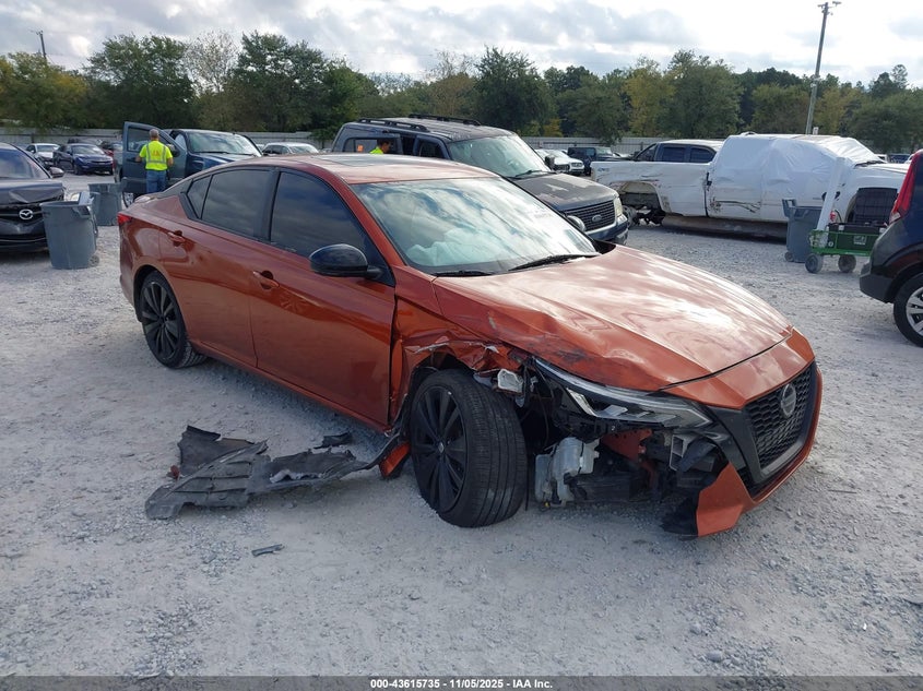 NISSAN ALTIMA 2.5 SR