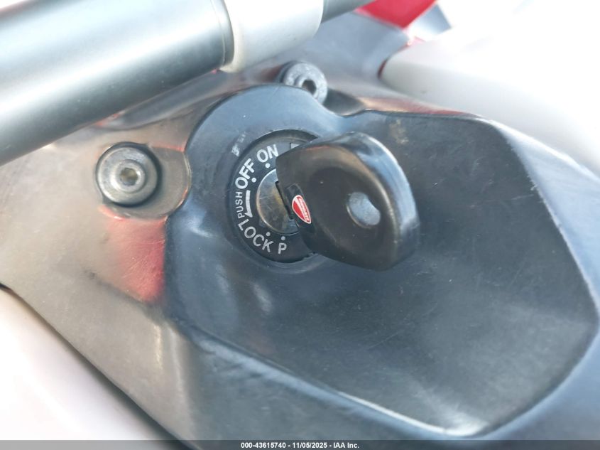 2013 Ducati Superbike 848/848 Evo Corse Se VIN: ZDM1XBMV6DB023086 Lot: 43615740