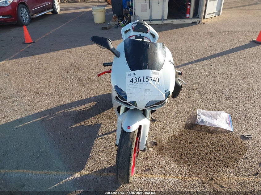 ZDM1XBMV6DB023086 2013 DUCATI PANIGALE photo no. 5
