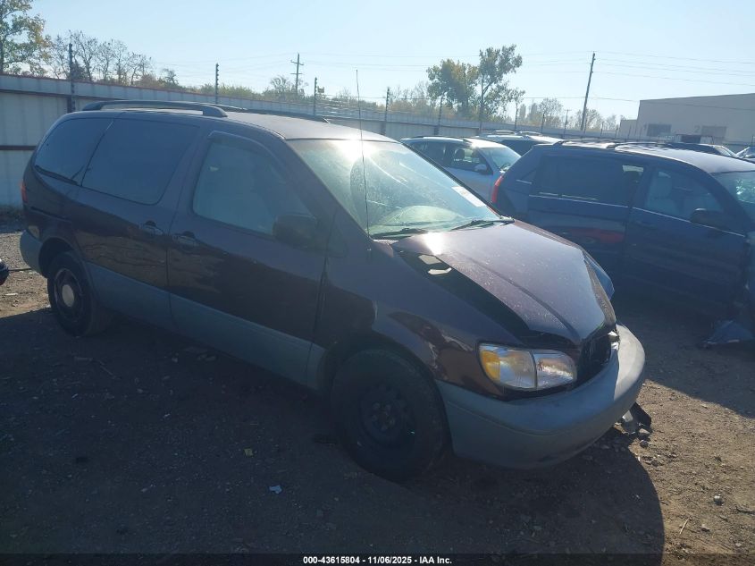 2000 Toyota Sienna Le