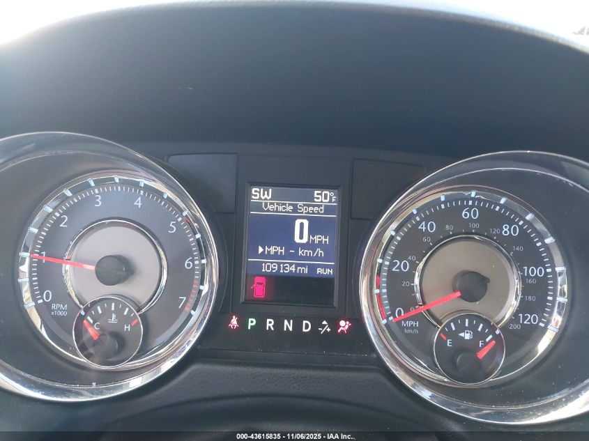 2011 Chrysler Town & Country Touring VIN: 2A4RR5DG0BR631139 Lot: 43615835