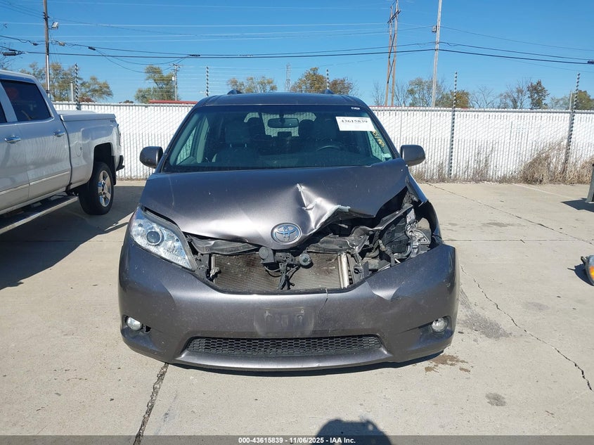 2015 TOYOTA SIENNA XLE 8 PASSENGER 5TDYK3DC3FS648893