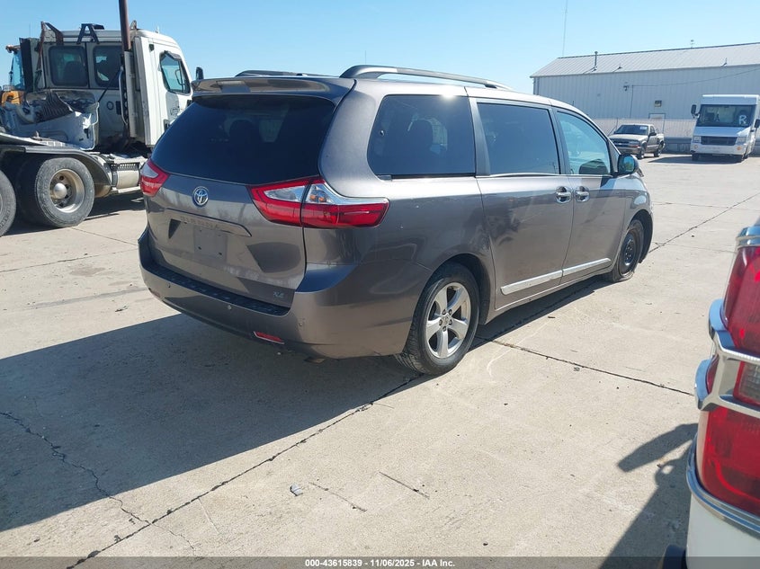 2015 TOYOTA SIENNA XLE 8 PASSENGER 5TDYK3DC3FS648893