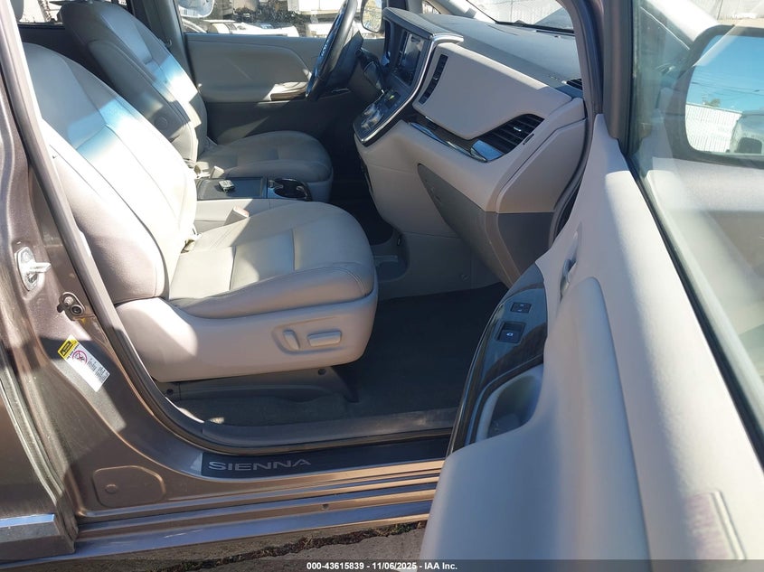 2015 TOYOTA SIENNA XLE 8 PASSENGER 5TDYK3DC3FS648893