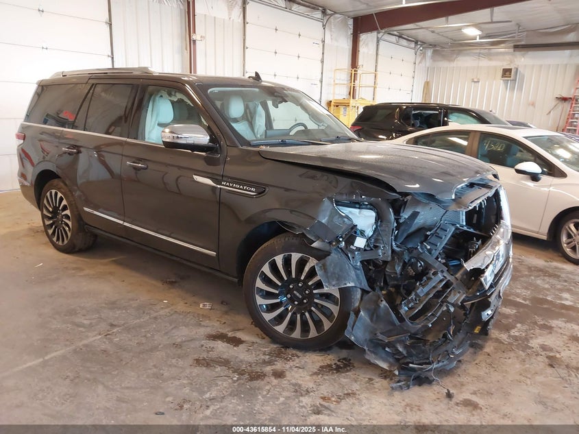 LINCOLN NAVIGATOR BLACK LABEL