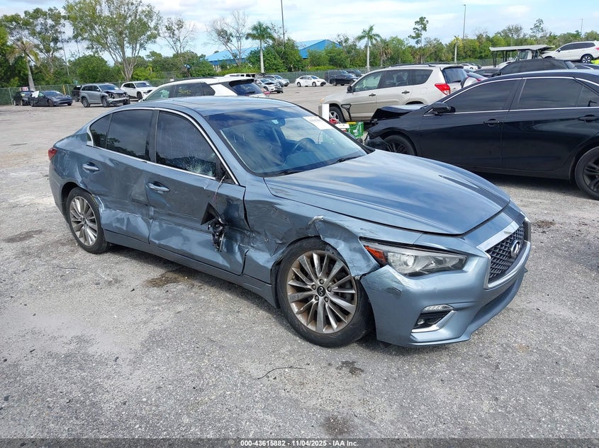 2019 INFINITI Q50 3.0T LUXE - JN1EV7AP9KM543647