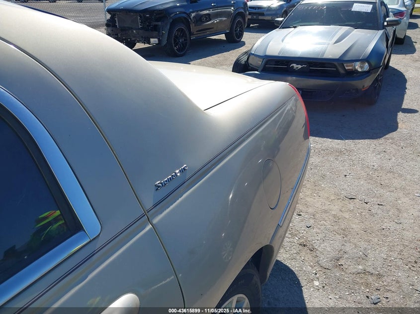 2007 Lincoln Town Car Signature VIN: 1LNHM81V57Y602478 Lot: 43615899