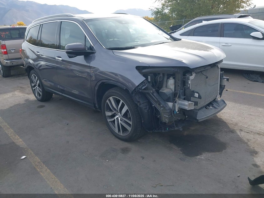 2017 HONDA PILOT TOURING - 5FNYF6H90HB016932