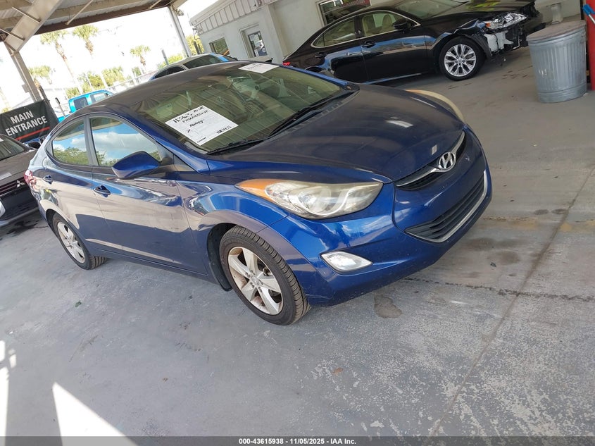 HYUNDAI ELANTRA GLS
