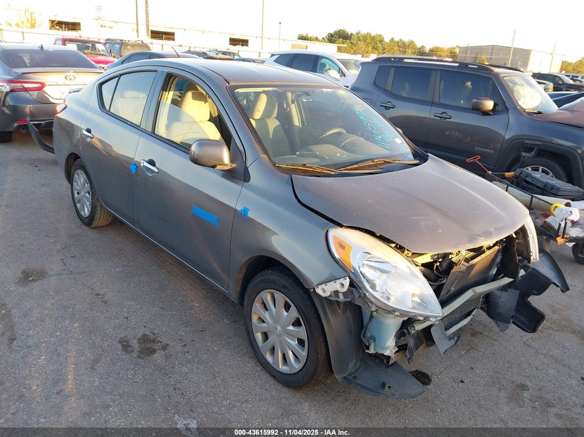2014 NISSAN VERSA 1.6 SV - 3N1CN7APXEK463401