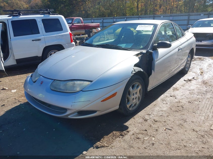1G8ZP12832Z222133 2002 SATURN SL photo no. 2