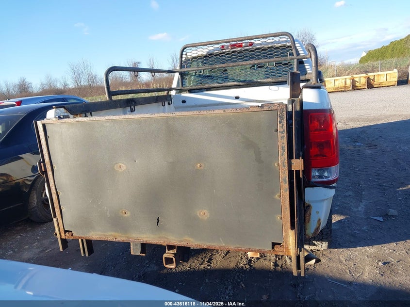 2007 GMC Sierra 2500Hd Work Truck VIN: 1GTHK29K47E596160 Lot: 43616118