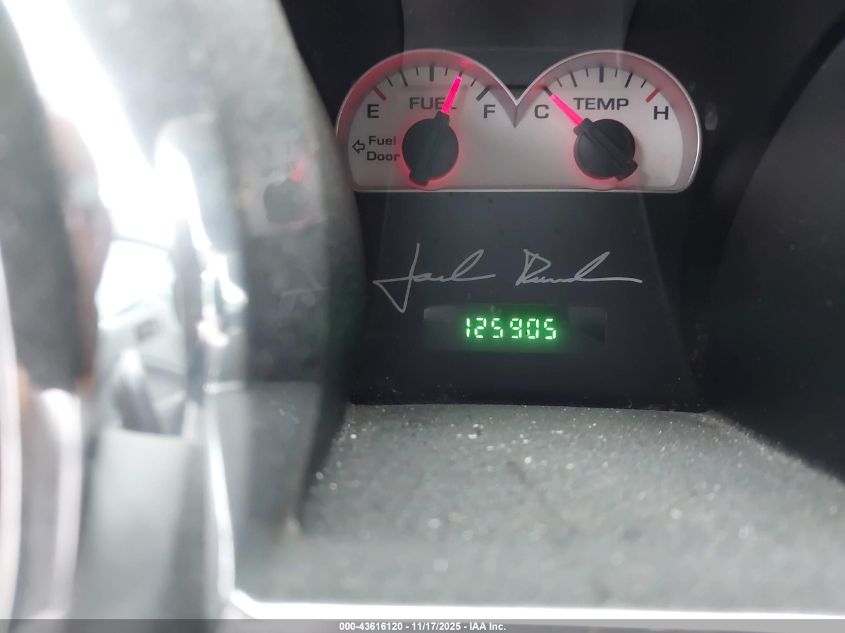 2005 Ford Mustang Gt Deluxe/Gt Premium VIN: 1ZVFT82H555170364 Lot: 43616120