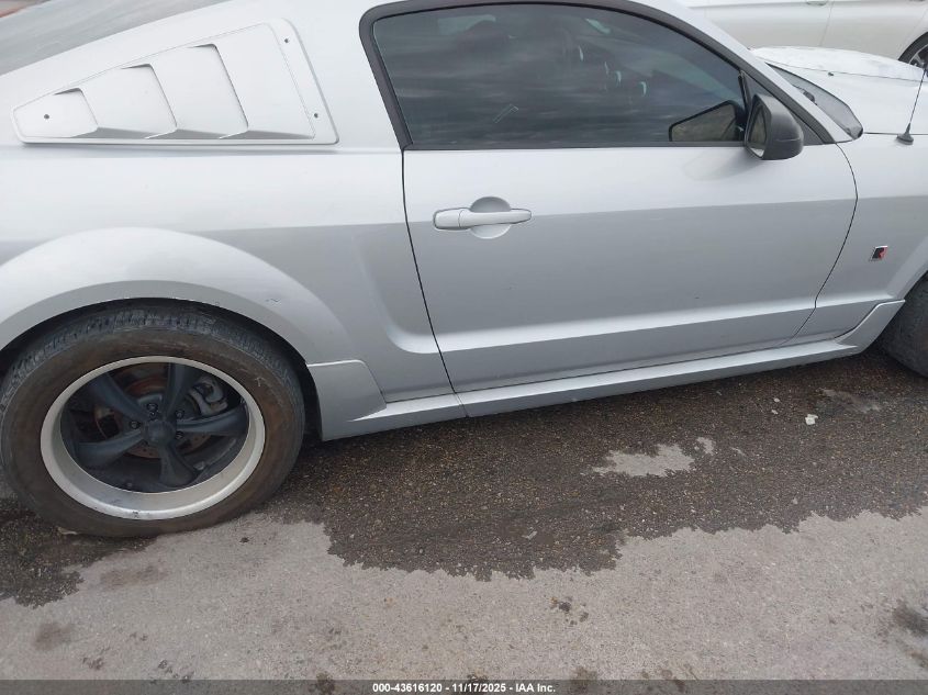 2005 Ford Mustang Gt Deluxe/Gt Premium VIN: 1ZVFT82H555170364 Lot: 43616120