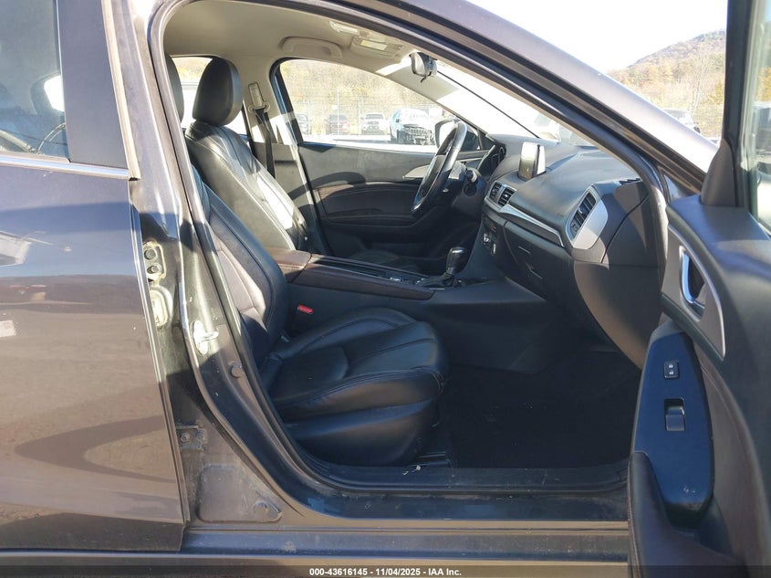 2017 MAZDA MAZDA3 TOURING 3MZBN1V74HM121335