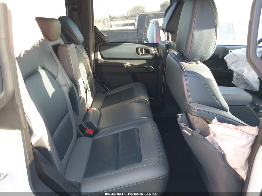 2024 FORD BRONCO OUTER BANKS 1FMDE8BH2RLA72507