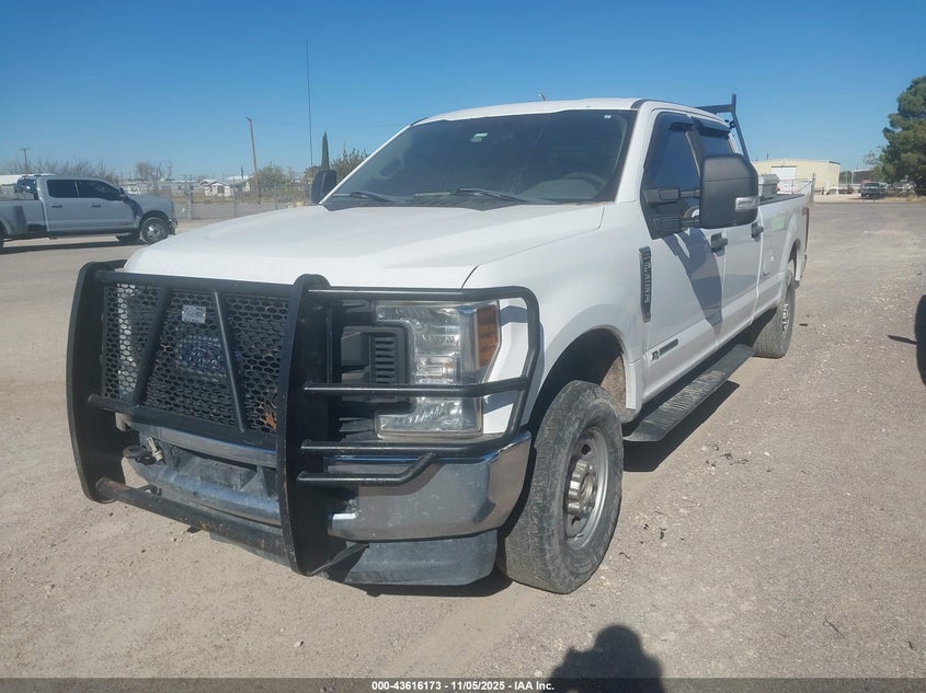 1FT7W2BT6KEC81100 2019 FORD F250 photo no. 2