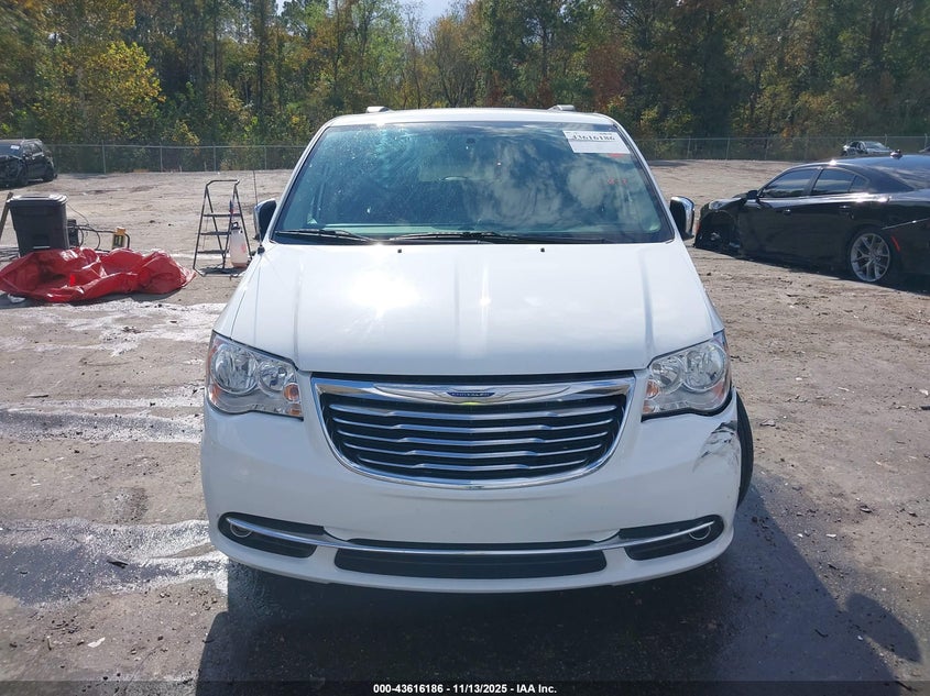 2016 Chrysler Town & Country Limited VIN: 2C4RC1JG3GR208941 Lot: 43616186