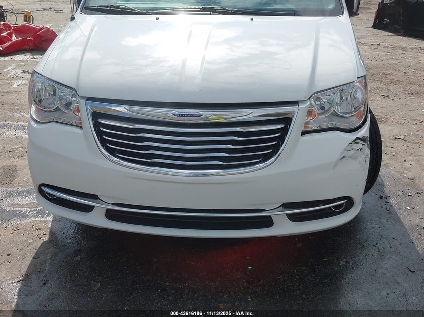 2016 Chrysler Town & Country Limited VIN: 2C4RC1JG3GR208941 Lot: 43616186