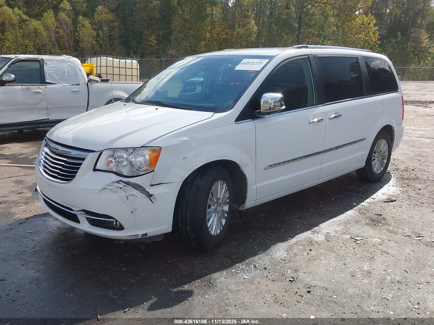 2C4RC1JG3GR208941 2016 CHRYSLER TOWN & COUNTRY photo no. 2