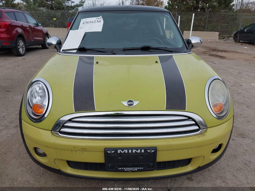 WMWMF3C59ATZ66269 2010 MINI COOPER photo no. 6