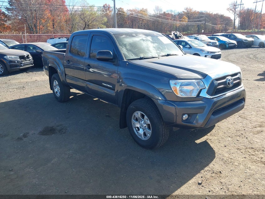 2015 TOYOTA TACOMA BASE V6 - 3TMLU4EN1FM180849
