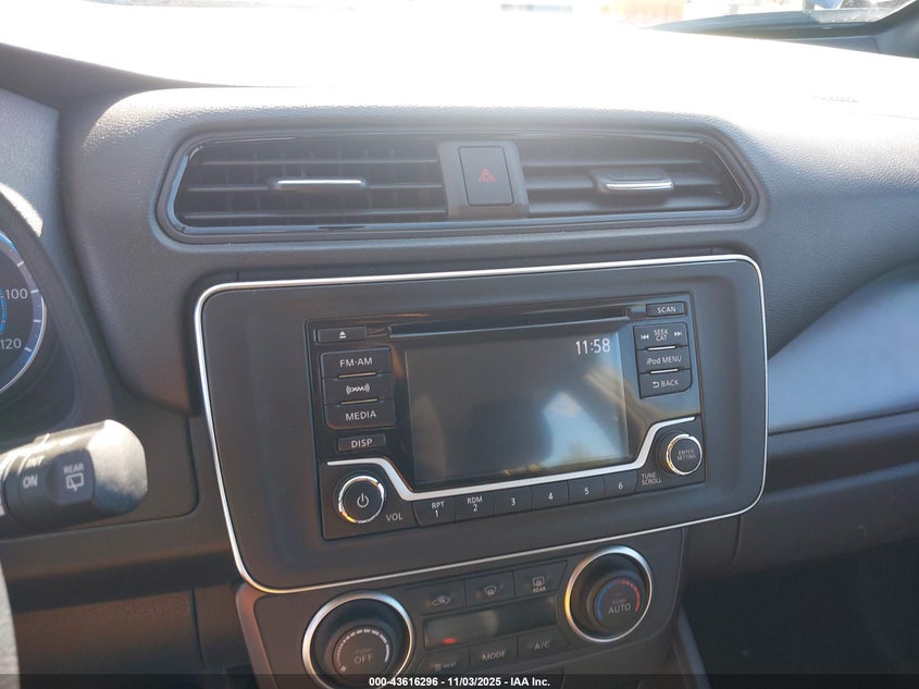 2018 NISSAN LEAF S - 1N4AZ1CP2JC302856