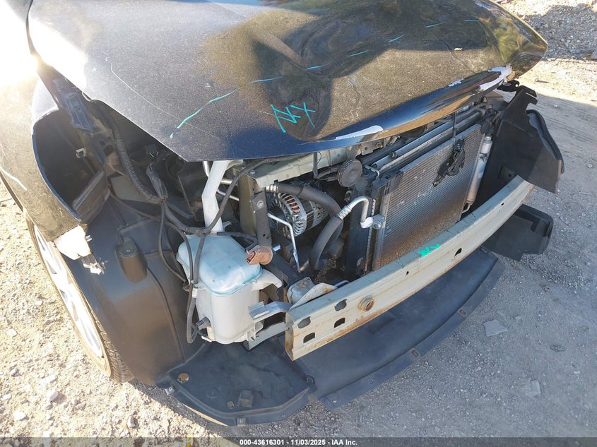 2015 NISSAN VERSA 1.6 SV - 3N1CN7AP2FL818332