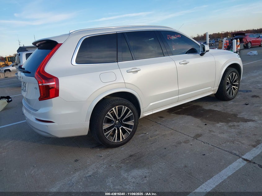 2022 VOLVO XC90 T5 MOMENTUM 7 PASSENGER - YV4102CK1N1783874