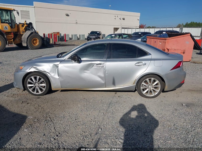 JTHBF1D26F5051800 2015 LEXUS IS photo no. 14