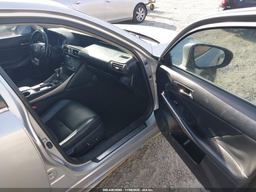 JTHBF1D26F5051800 2015 LEXUS IS photo no. 5