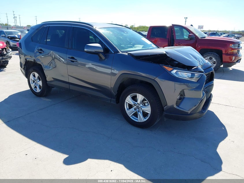 2020 TOYOTA RAV4 XLE - 2T3W1RFV6LW078720