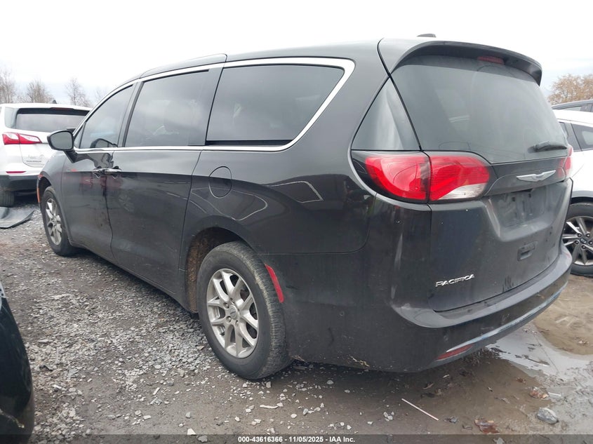 2C4RC1FGXKR700769 2019 CHRYSLER PACIFICA photo no. 3
