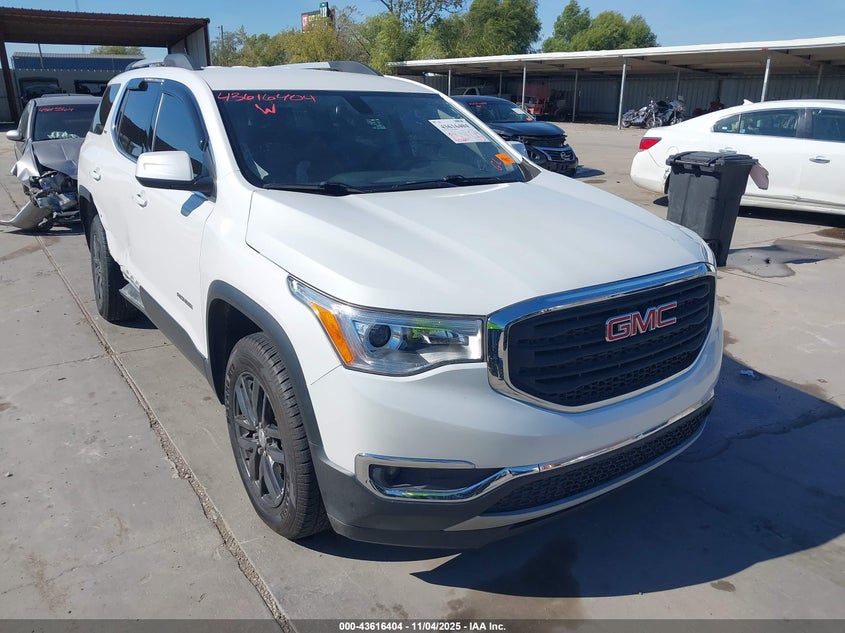 GMC ACADIA SLT-1