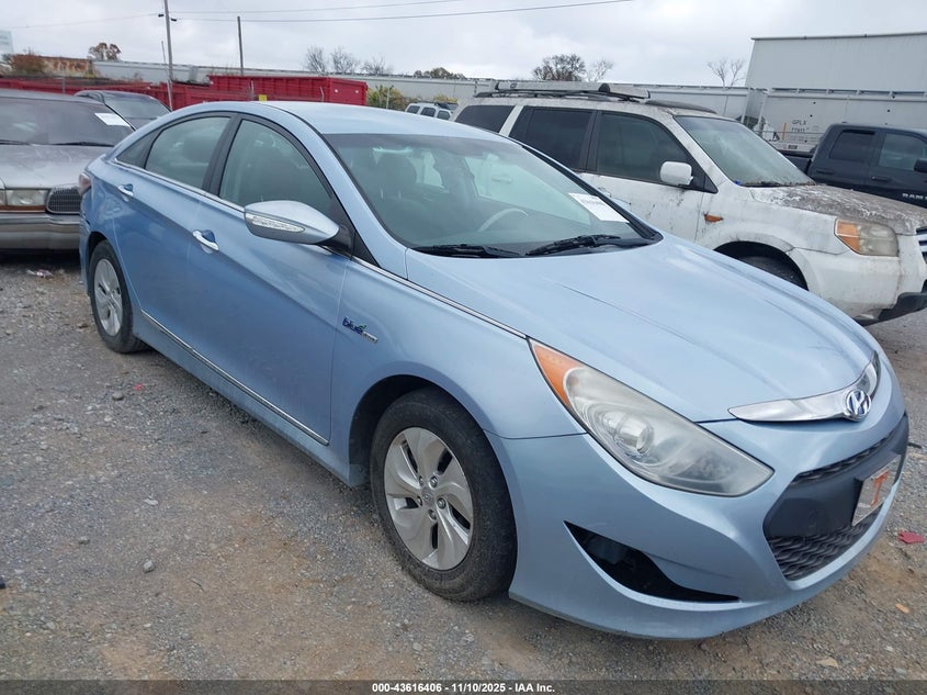 HYUNDAI SONATA HYBRID