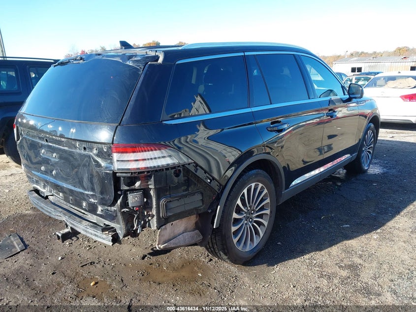 5LM5J7XC8NGL04616 2022 LINCOLN AVIATOR photo no. 4