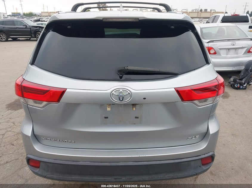 2017 TOYOTA HIGHLANDER XLE 5TDKZRFH4HS514975