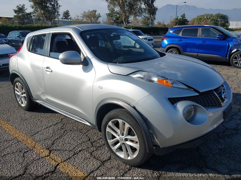2014 Nissan Juke S VIN: JN8AF5MR6ET357346 Lot: 43616450