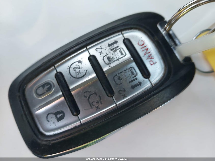 2017 CHRYSLER PACIFICA TOURING-L - 2C4RC1BG3HR613486