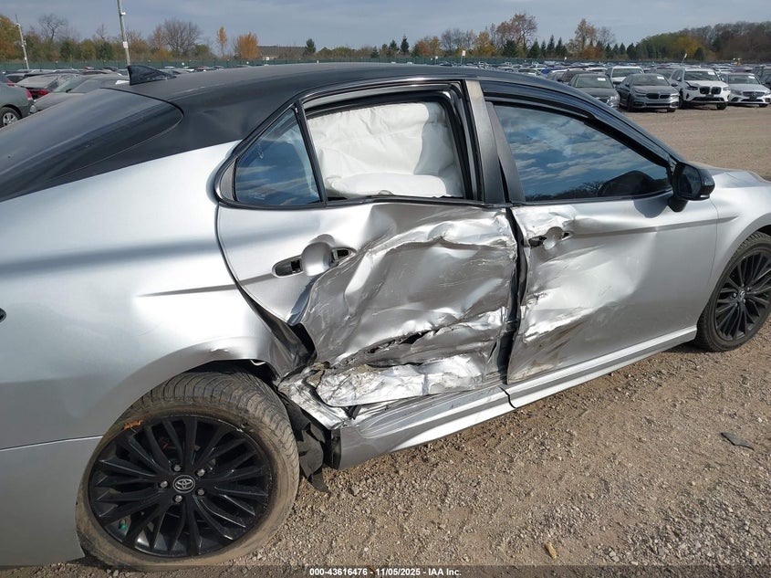 2019 TOYOTA CAMRY SE - 4T1B11HK5KU222834